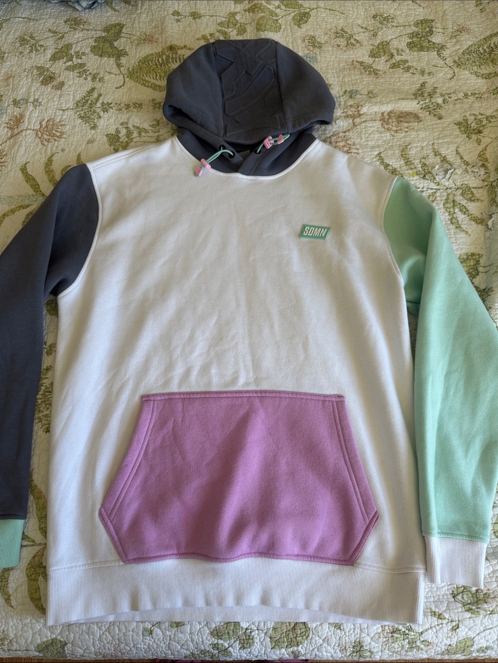 Pastel Colorblock Hoodie with Pink Pocket, SOMN, size XL